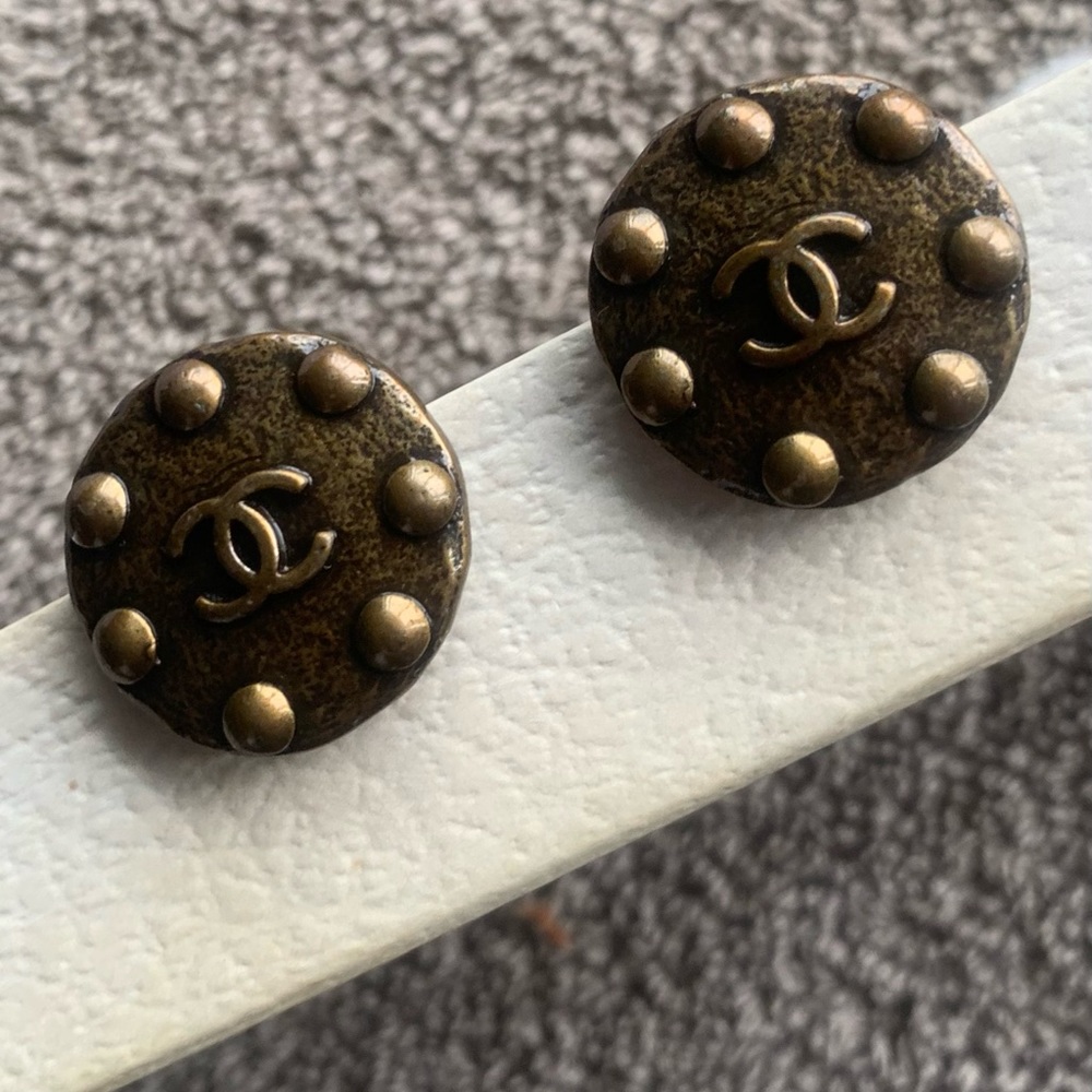 Vintage CHANEL Earrings. Clip on. Authorized 97A. Beautiful Condition.